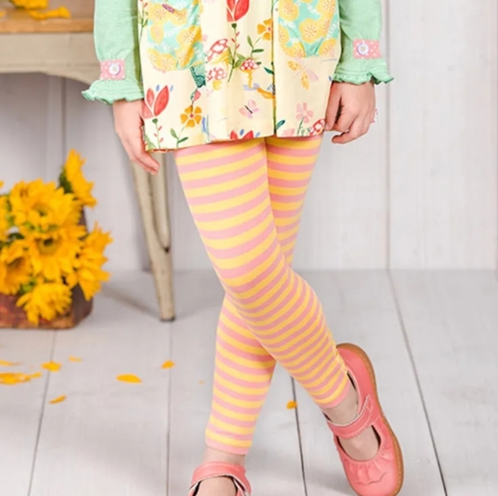 Matilda Jane  Ready to Go  leggings size 4 Stripes Bows